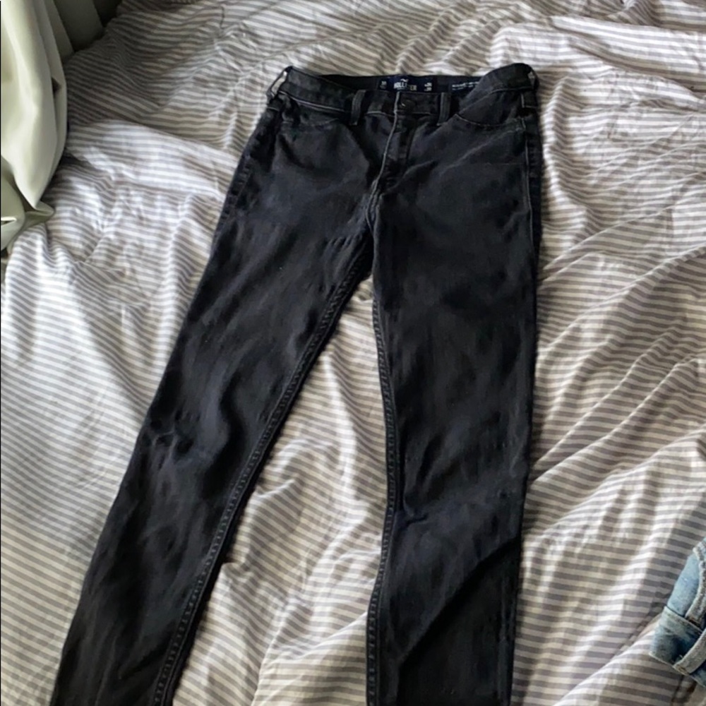 Black hollister jeans